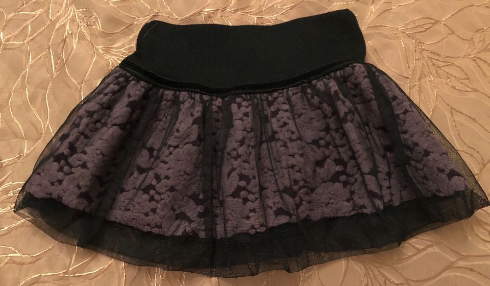 Детска пола за повод