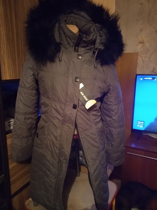 Куртка -пальто новое 15000