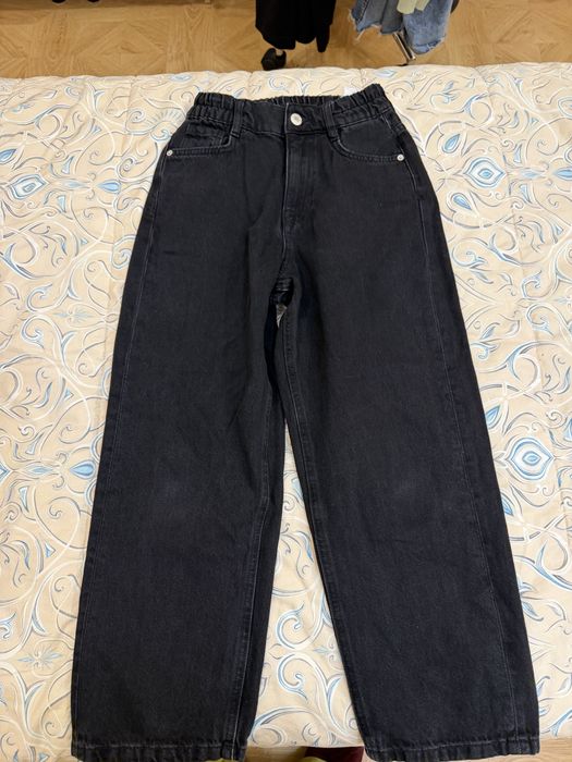 Вещи Zara джинсы отличного качества