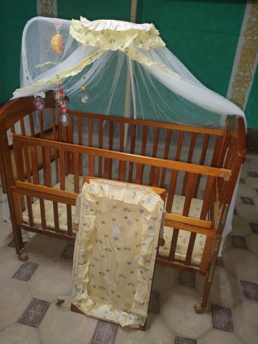 Детски кровать жағдайы өте жақсы