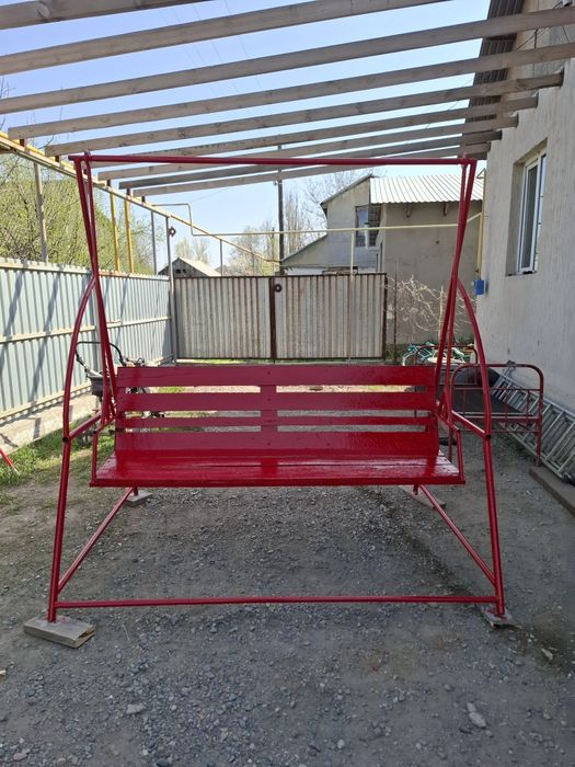 Качели в садом 777