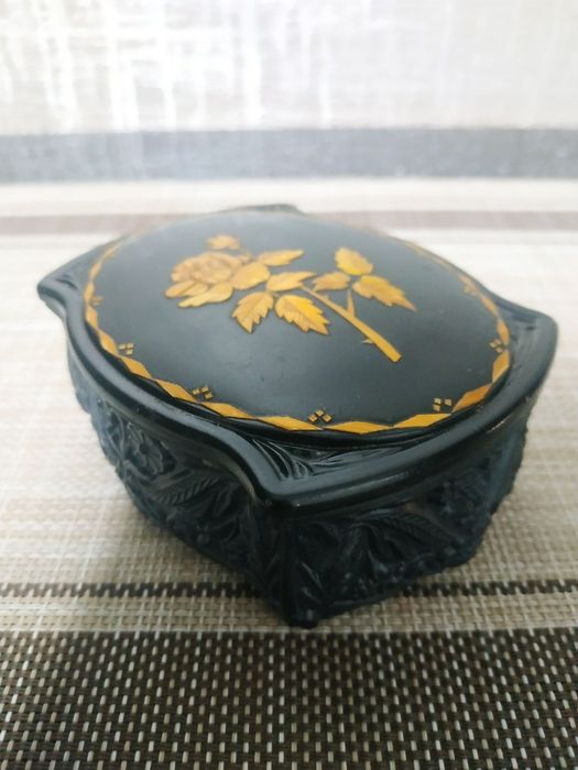 Винтажные  шкатулки. См. все фото