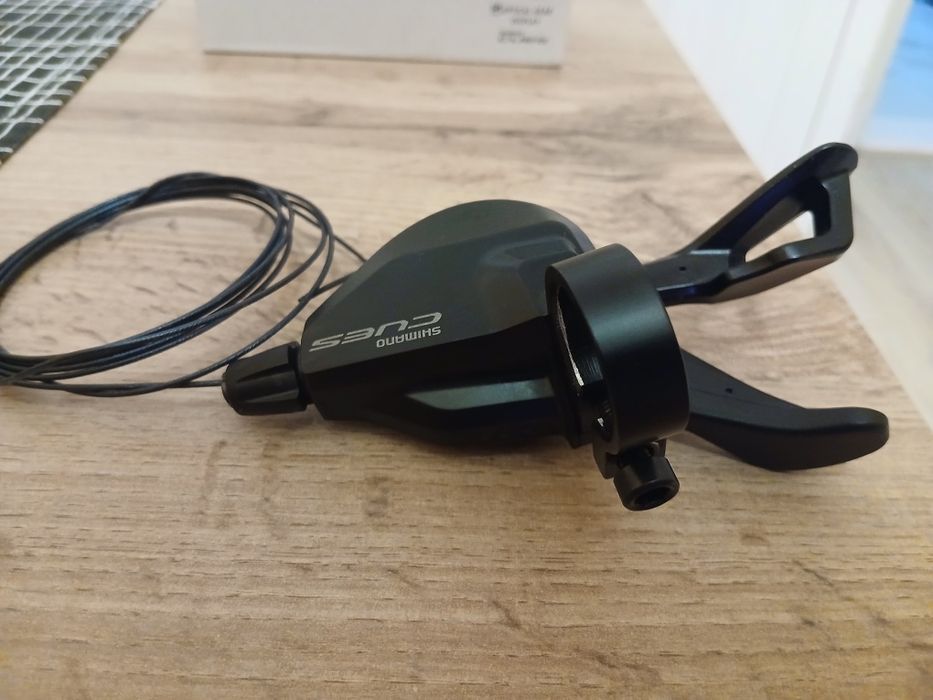 Команда Shimano SL-U6000-11R CUES 11 скорости и Амортисьорно колче