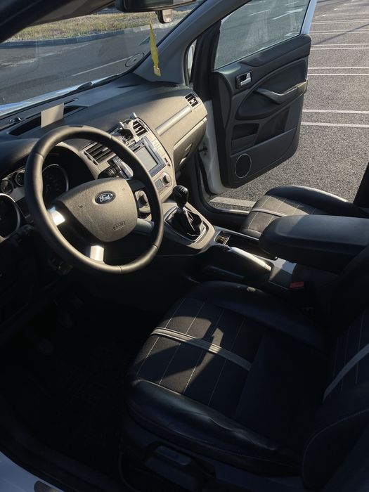 Ford Kuga Titanium 2.0 Diesel 140 Cp 2x4