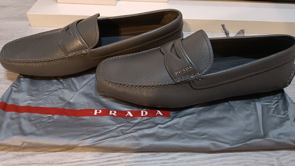 Mocasini Prada din piele Saffiano