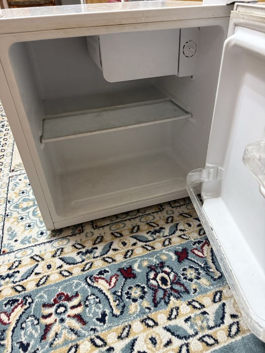 Холодильники для будки ( охраники , операторов )