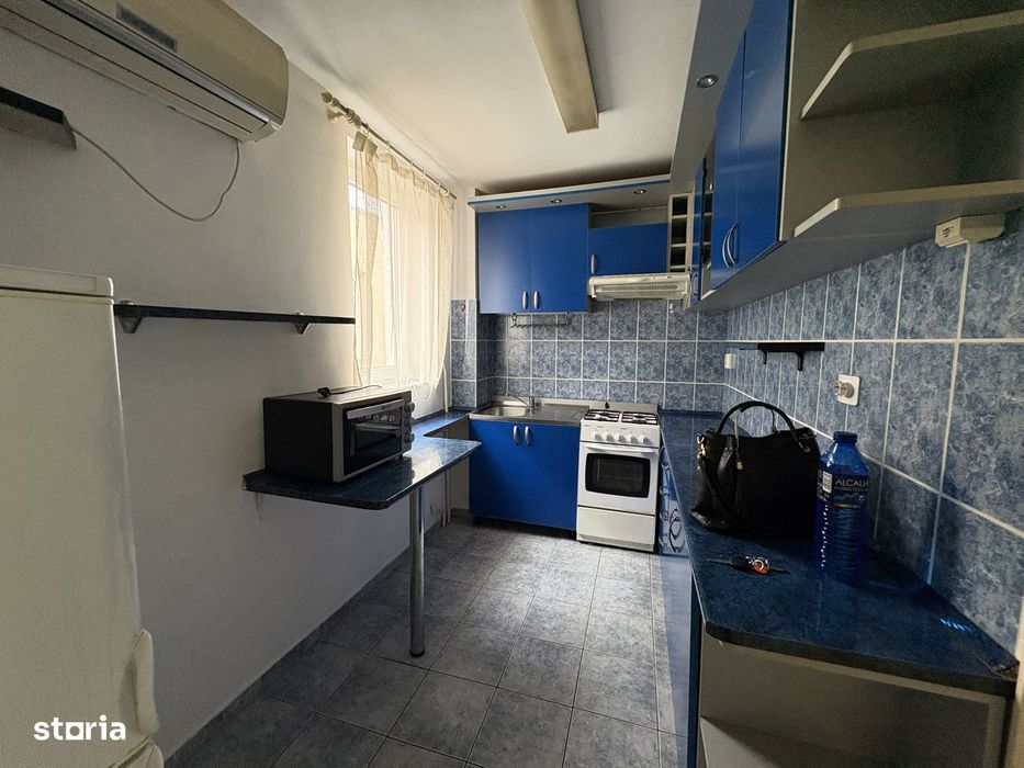 Apartament doua  camere , str Iza ,Rogerius