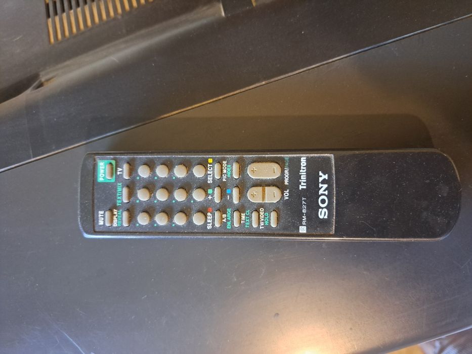 Телевизор Sony trinitron