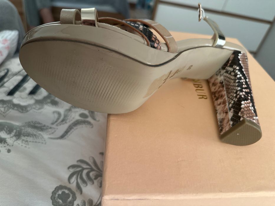 Дамски обувки и чанта GiAnni