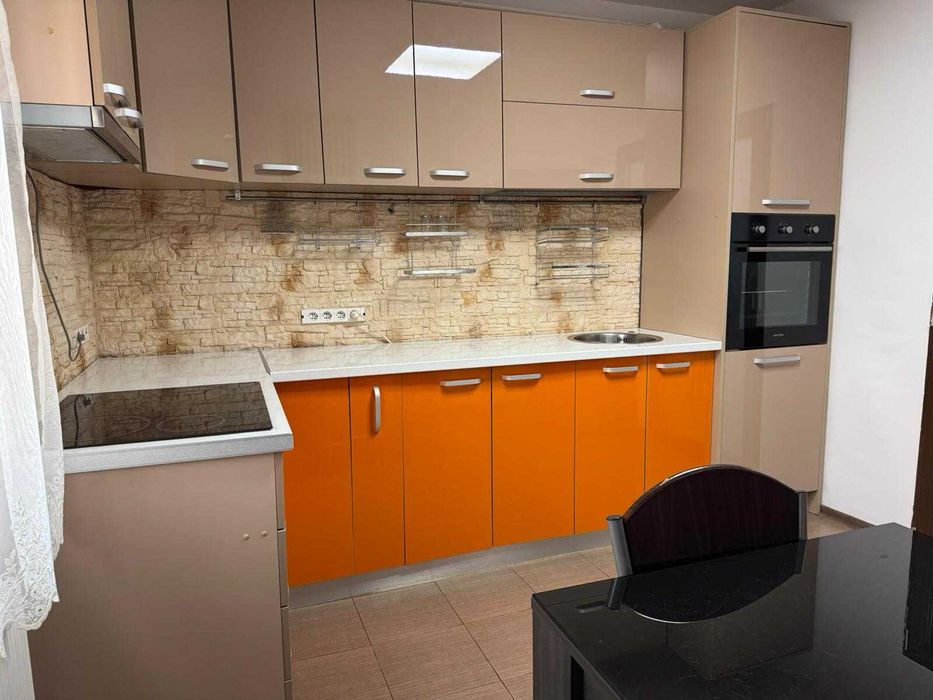 Apartament Chirie 2 camere complet mobilat utilat zona Prundu Pitesti: parcare, centrala proprie