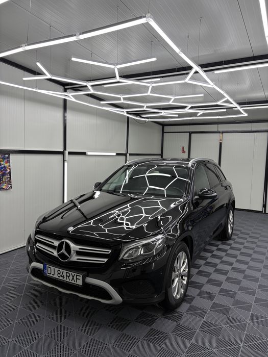 Detailing Auto Profesional Craiova - Polish, Protecție Ceramică și Întreținere - Polish ProX