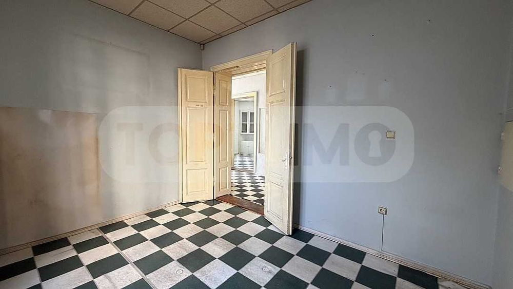 Дава се под наем Офис в Варна, Общината - 80 кв.м за 348.84 € - Снимка #5