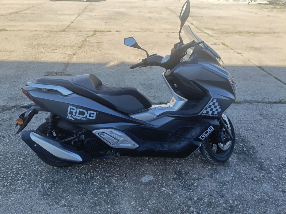 Scuter 125cc 2025