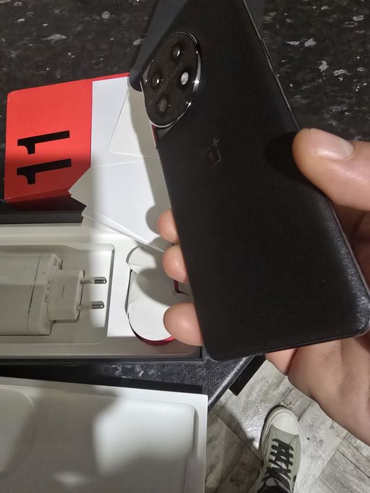 Oneplus 11 model top 16/256 GB liber rețea