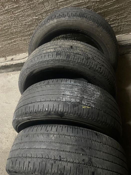 Продам летнию резину 225/55R19