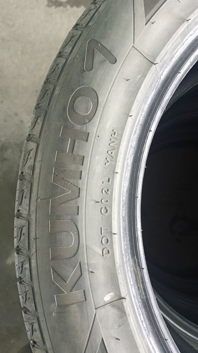 Шины летние  225.55.R 18