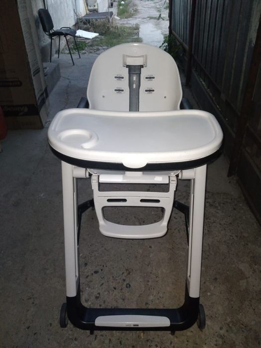 Детский стол для кушанье