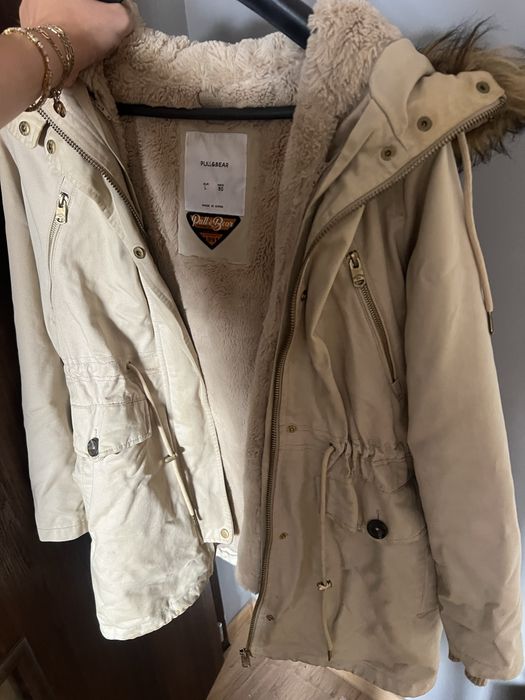 Зимно дамско яке pull and bear с качулка