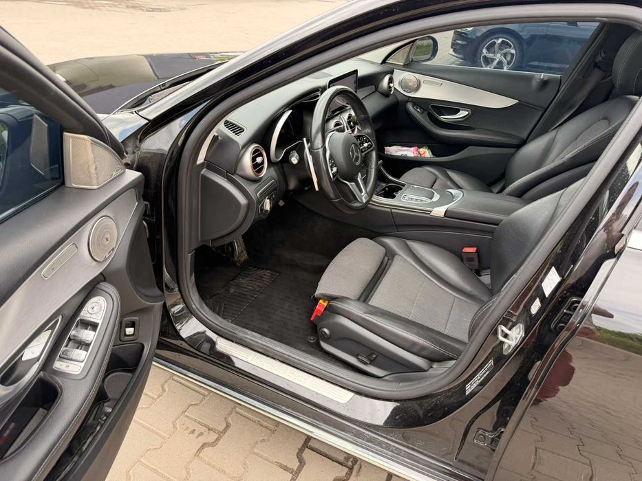 Mercedes C-class C200 2019 facelift 9G пълна серв.история
