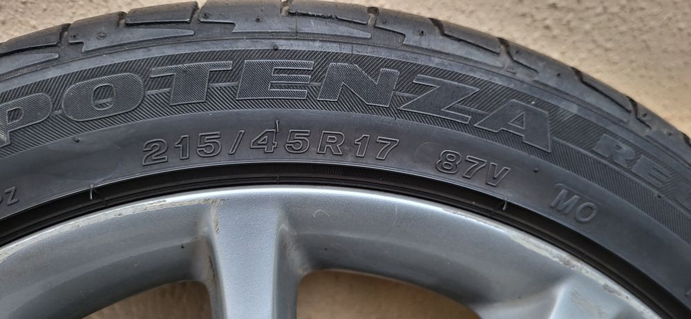 Оригинални Джанти със гуми Мерцедес Б-класа  !