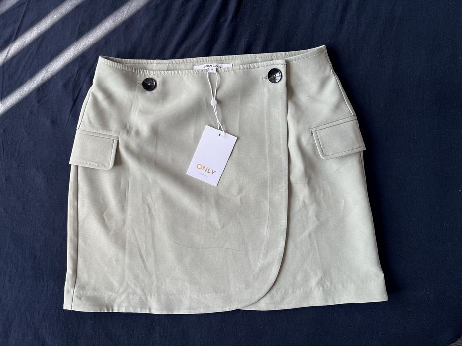 Къса пола   ONLY