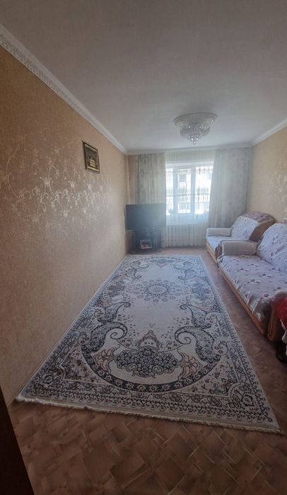 Продам трех комнатную квартиру