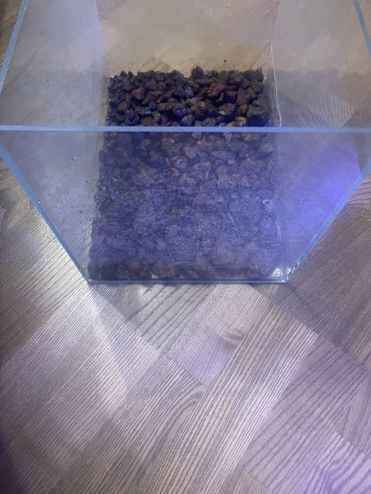 продам аквариум 20 литров