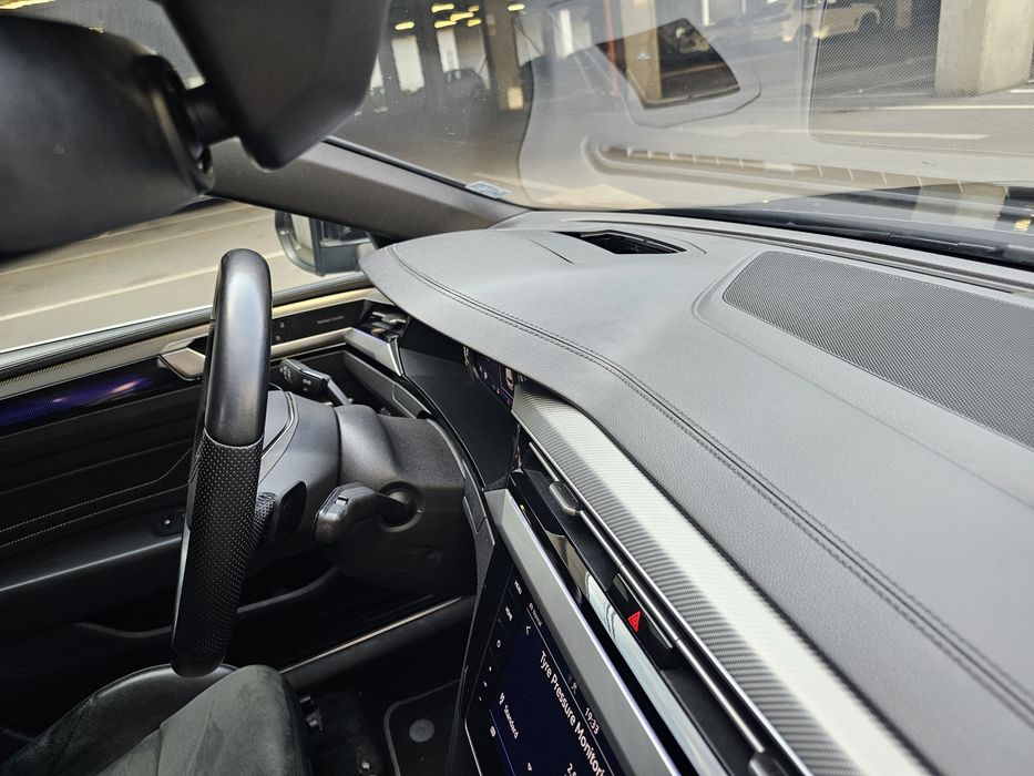 VW Arteon 2.0TDI 200HP 2022 4x4/Panorama/Heeadup/Печка/IQLight