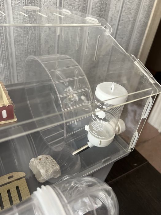 Продам клетку для хомяка