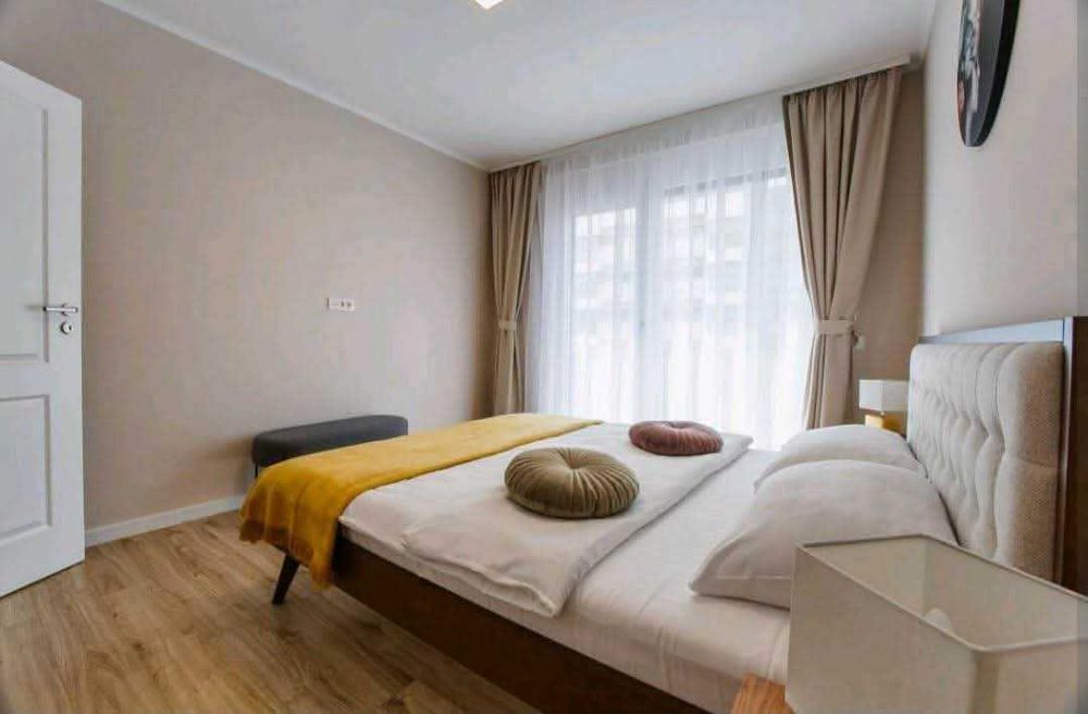 Chirie Apartament -Str. Ceyrat, Oradea