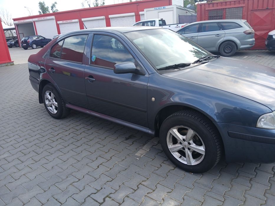 Vând skoda octavia