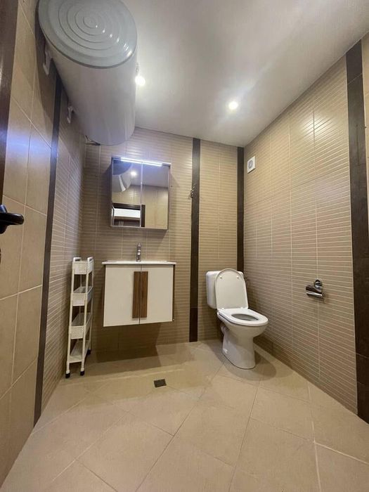 Тристаен апартамент в ж.к Възраждане с АКТ 16