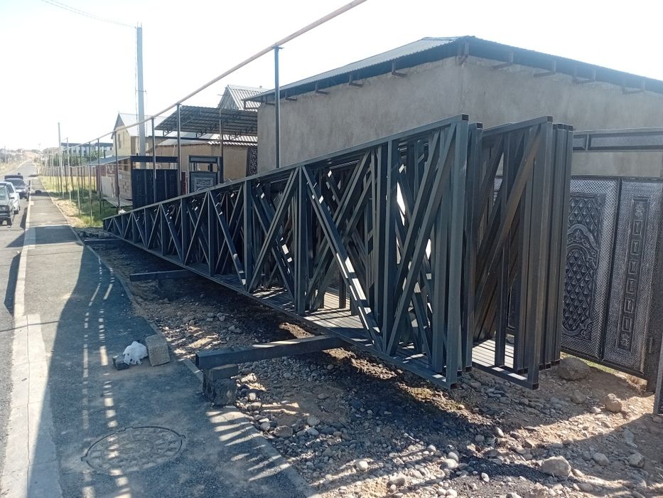 Металлическая ферма.