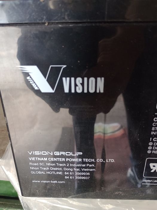 Оловна акумуаторна батерия