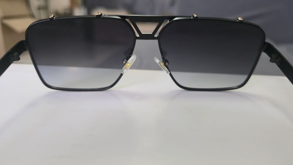 Ochelari de soare Cartier model nou.