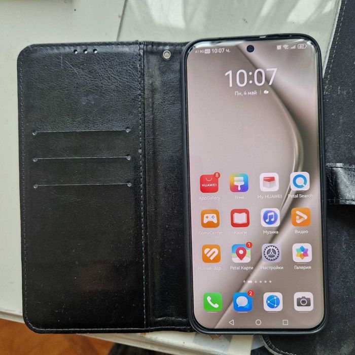 Продавам Huawei pura 70 pro в гаранция