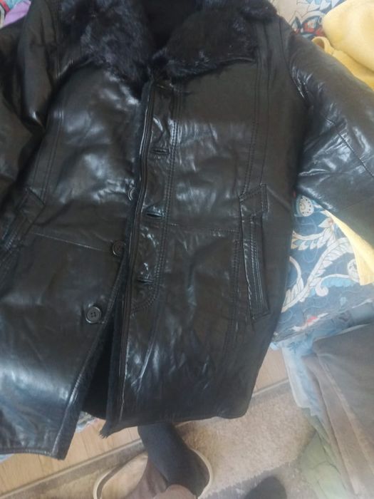 Продам мужскую дубленку