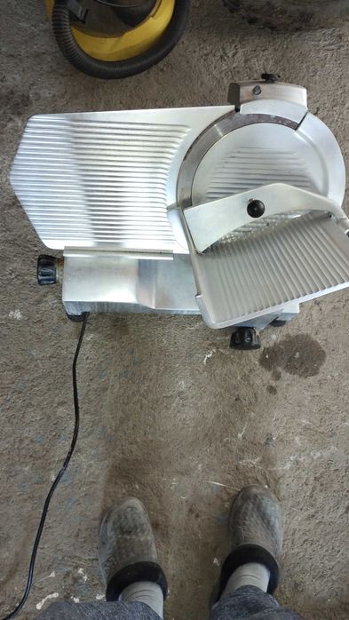 Feliator alimentar aluminiu