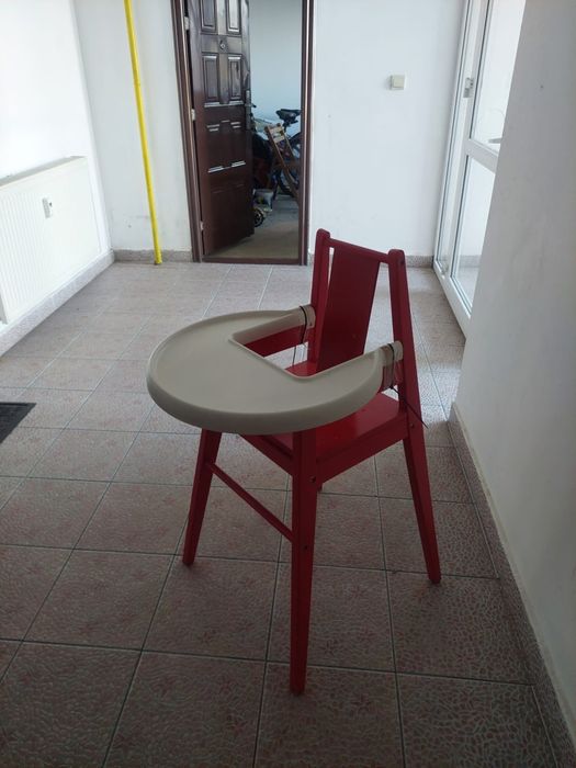 Pătuț copil ikea și scaun rosu copi ikea