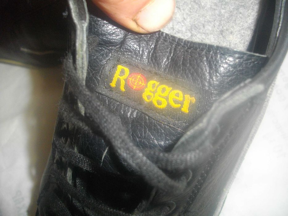 №44-Мъжки Черни Маратонки Спортни Обувки-Ест.Кожа-Унгарски-Почти Нови