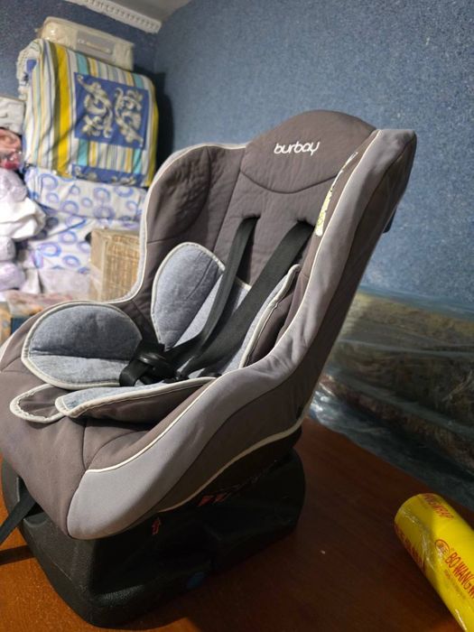 Детский стульчик + авто кресло бонус