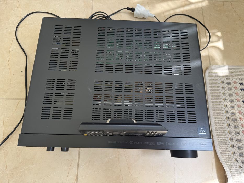Onkyo TX-NR676 Bluetooth Wi Fi Dolby Atmos