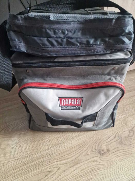 Vand doua genti de umar RAPALA, pentru naluci la spining