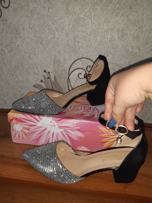 Туфельки золушки,очень красивые!