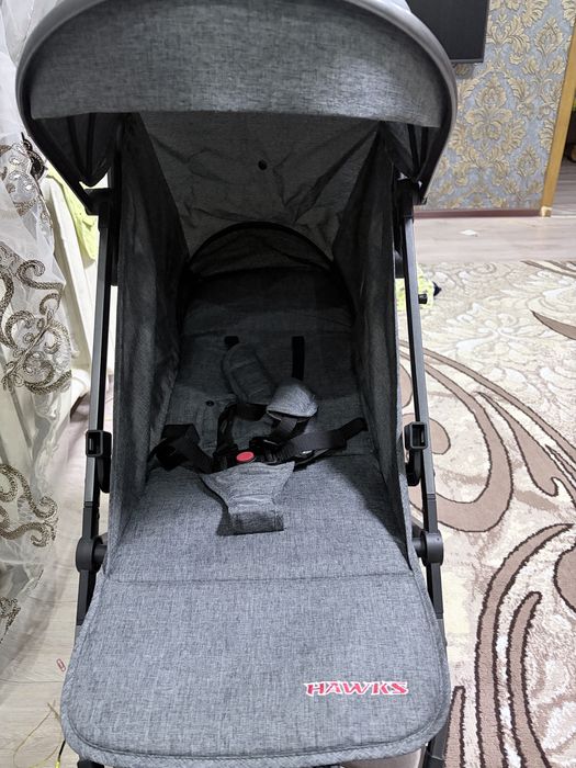 Продам новую коляску