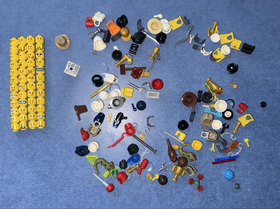 Продам пакет Lego минифигурок (Оригинал)