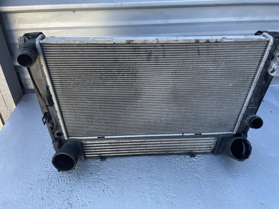 Радиатор БМВ Е90/ Е91, 3.0д (radiator bmw e90 3.0d)