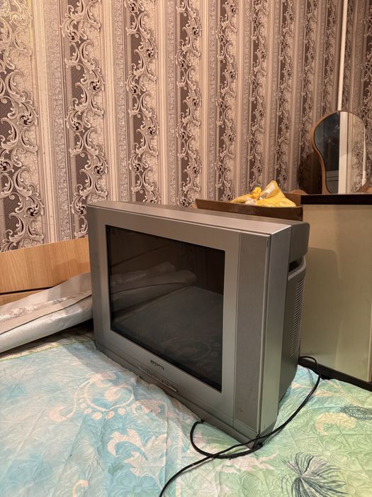 Телевизор samsung