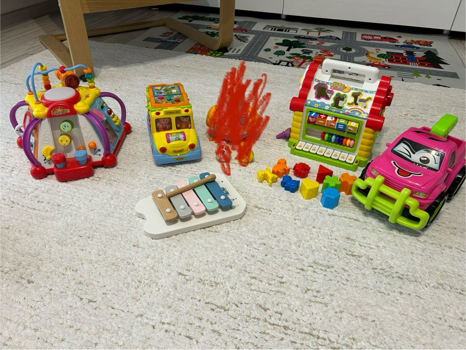 Lot jucarii cu sunete si activitati