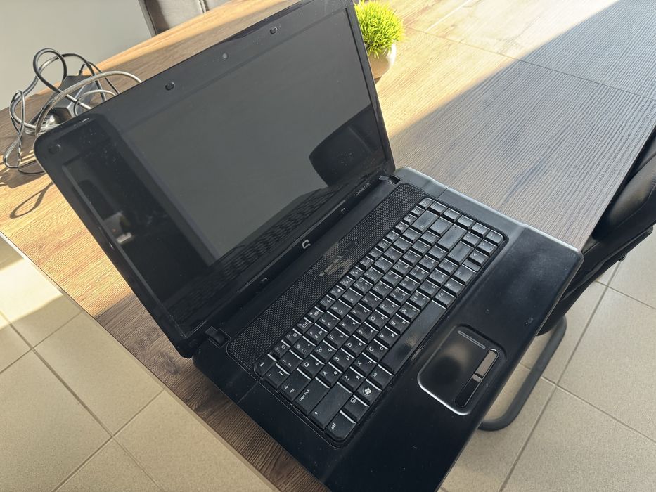 Ноутбук HP Compaq 615 не рабочий